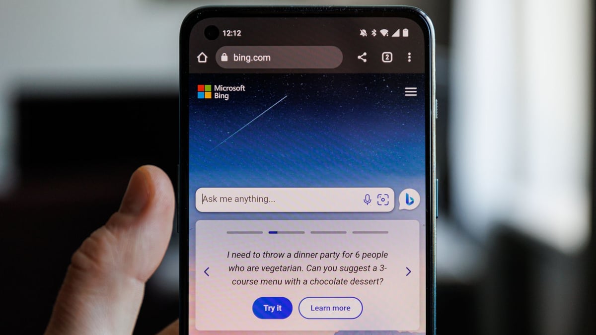 Ai-powered search on mobile device by Microsoft Bing